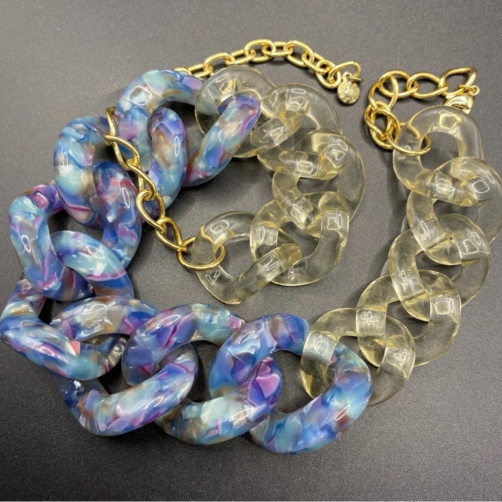 BAUBLE BAR Blue & Clear Acrylic Link Statement Necklace